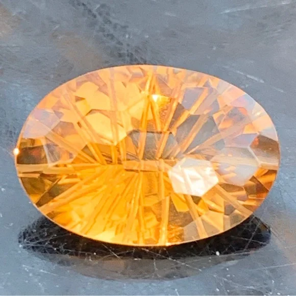 9.30 Carats Natural Citrine Nice Cut Gemstone - Picture 3 of 17
